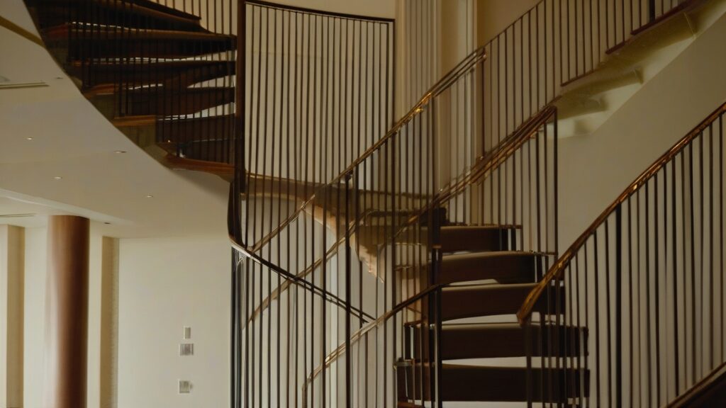 ウェスティン都ホテル京都:再会の螺旋階段で感動を再び